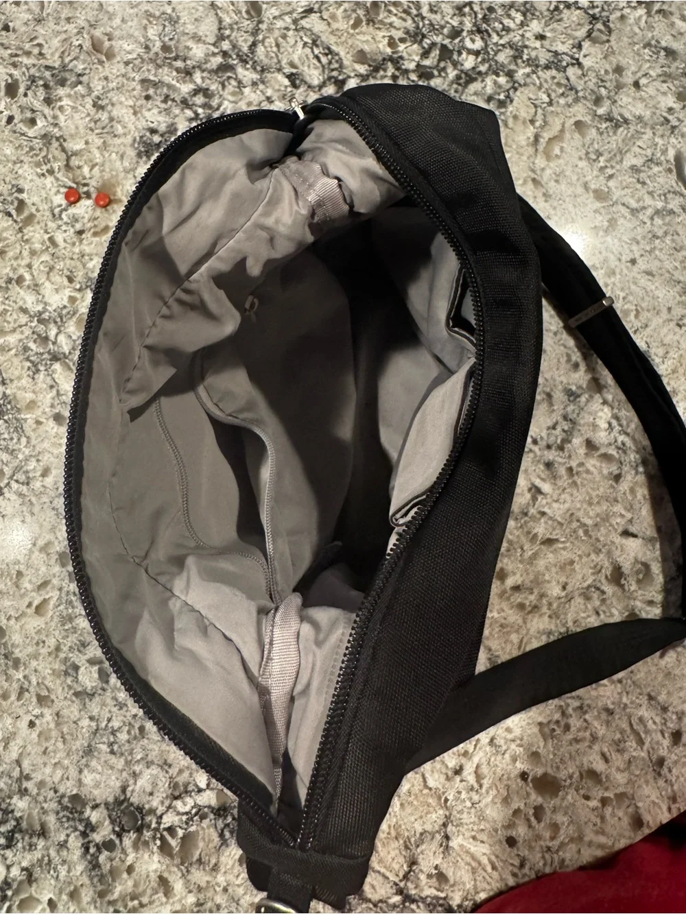 Travelon Black Crossbody Messenger mid size Bag